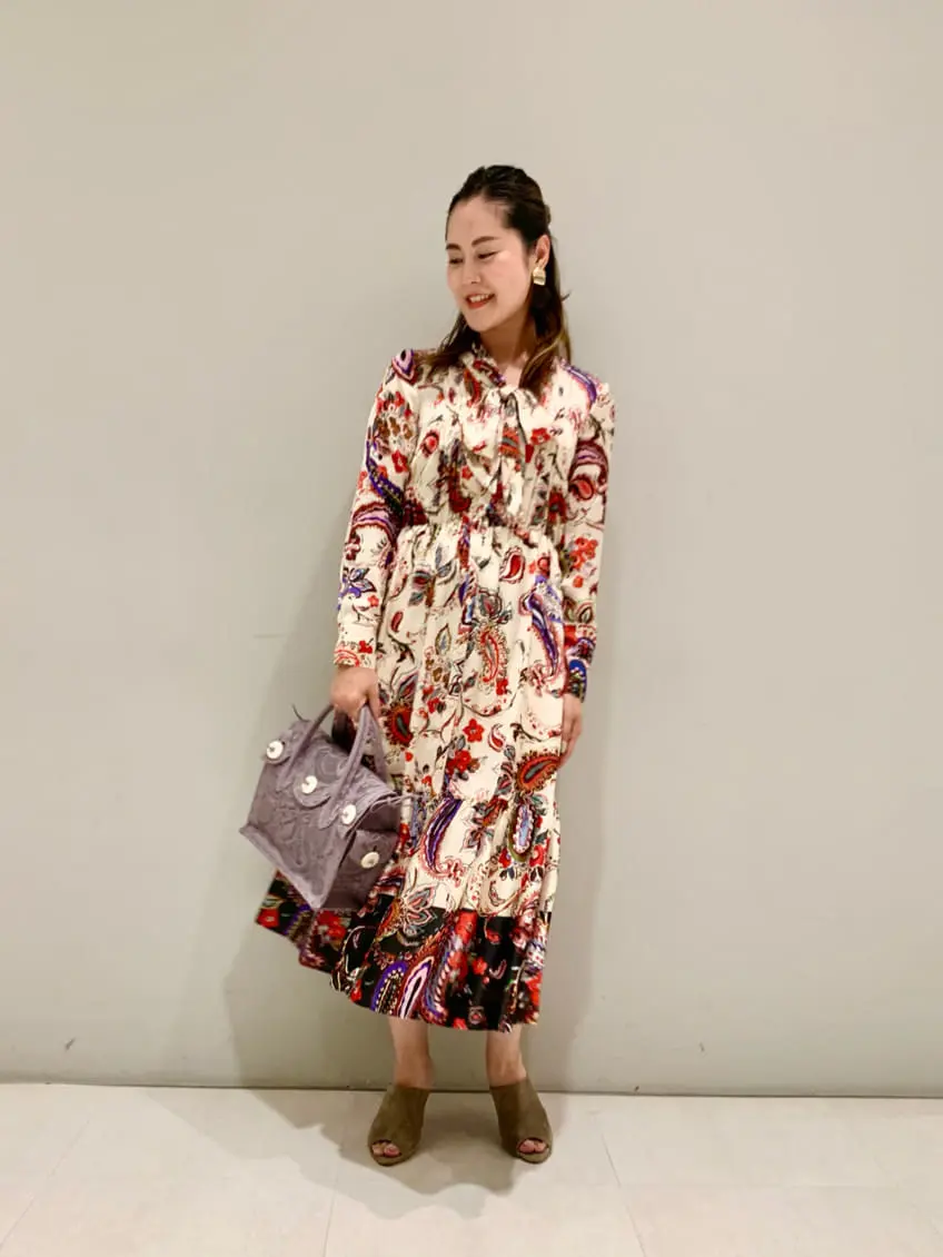 ORIGINATED IN GRACE CONTINENTAL 小笠原　春菜 コーディネート画像