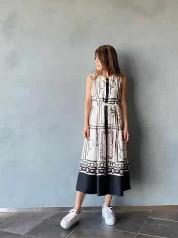 ORIGINATED IN GRACE CONTINENTAL yukimi yonee コーディネート画像