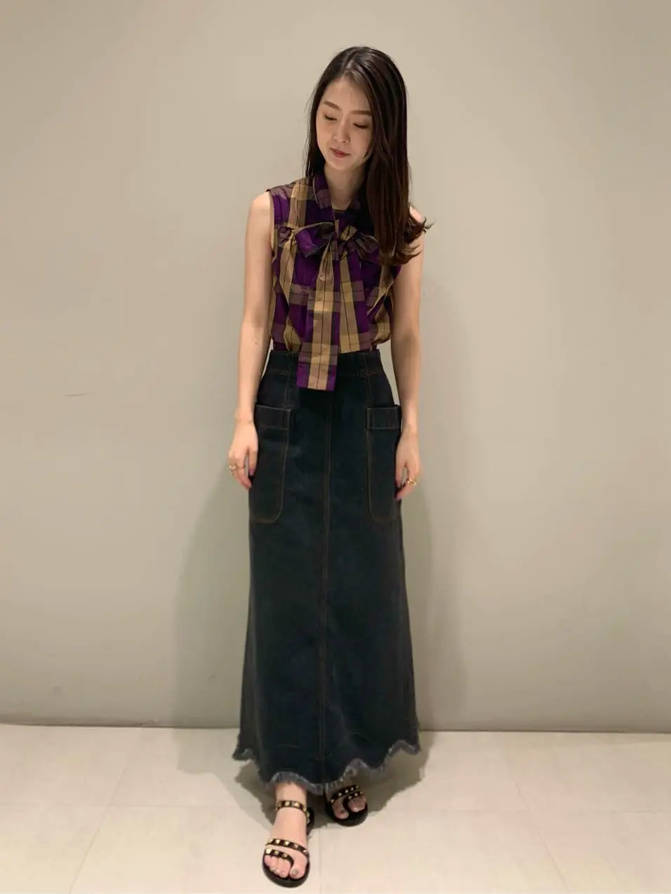  saki コーディネート画像