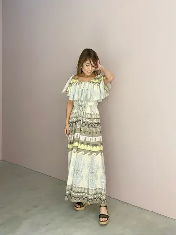 ORIGINATED IN GRACE CONTINENTAL yukimi yonee コーディネート画像