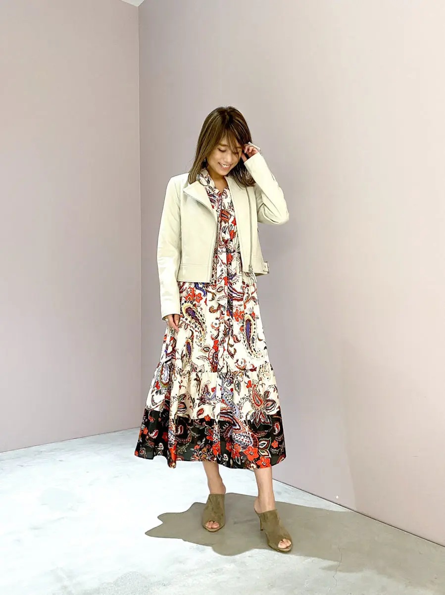 ORIGINATED IN GRACE CONTINENTAL yukimi yonee コーディネート画像