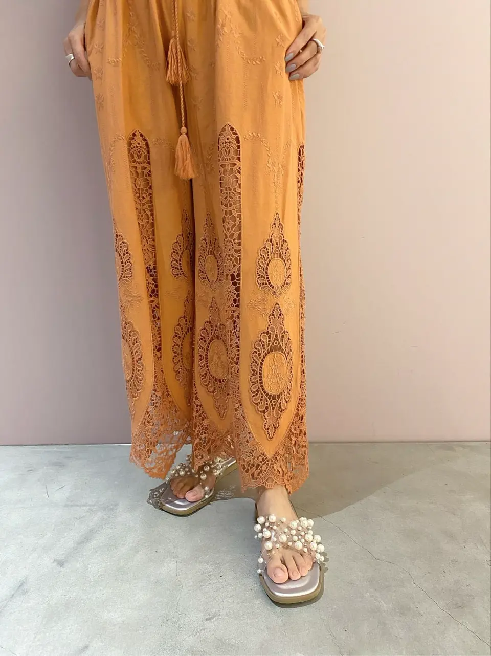 ORIGINATED IN GRACE CONTINENTAL yukimi yonee コーディネート画像