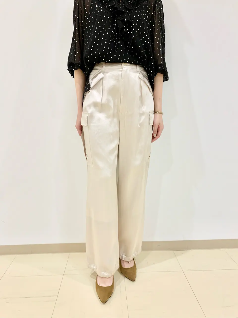 ORIGINATED IN GRACE CONTINENTAL eri コーディネート画像