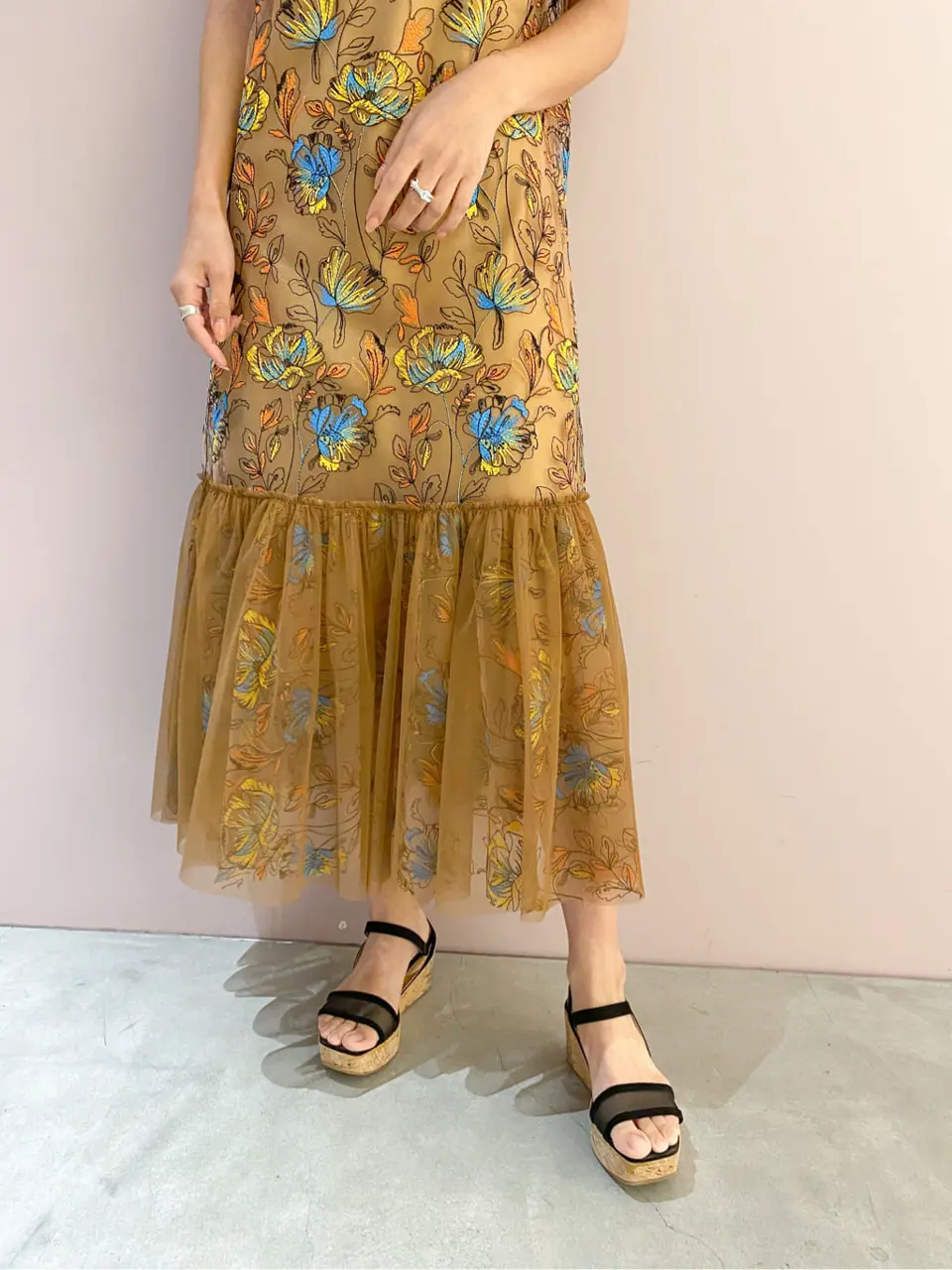 ORIGINATED IN GRACE CONTINENTAL yukimi yonee コーディネート画像