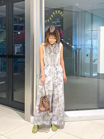 ORIGINATED IN GRACE CONTINENTAL yukimi yonee コーディネート画像