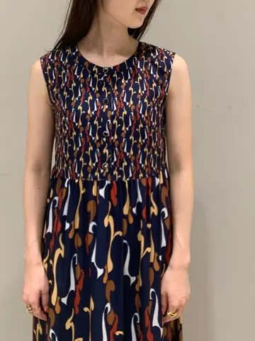 ORIGINATED IN GRACE CONTINENTAL saki コーディネート画像