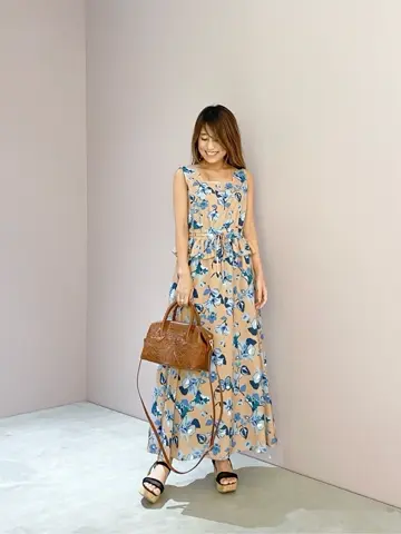 ORIGINATED IN GRACE CONTINENTAL yukimi yonee コーディネート画像