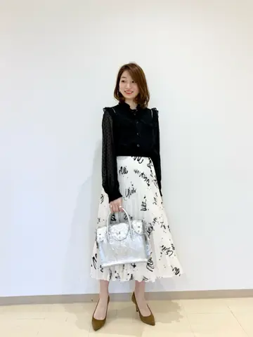 ORIGINATED IN GRACE CONTINENTAL eri コーディネート画像