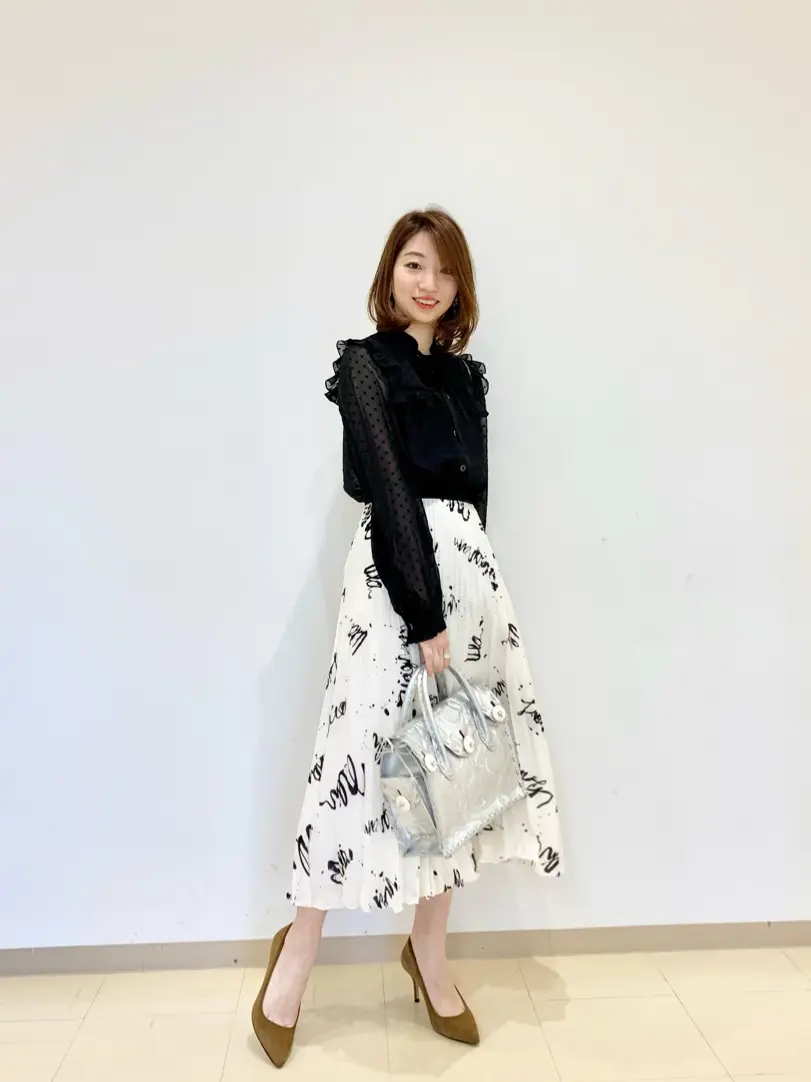 ORIGINATED IN GRACE CONTINENTAL eri コーディネート画像