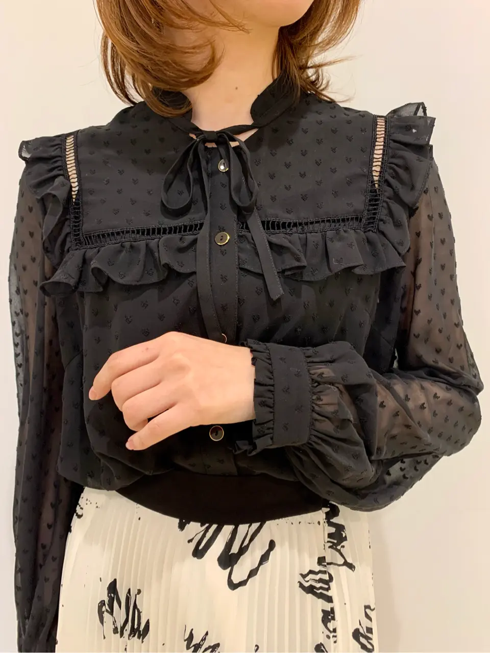 ORIGINATED IN GRACE CONTINENTAL eri コーディネート画像