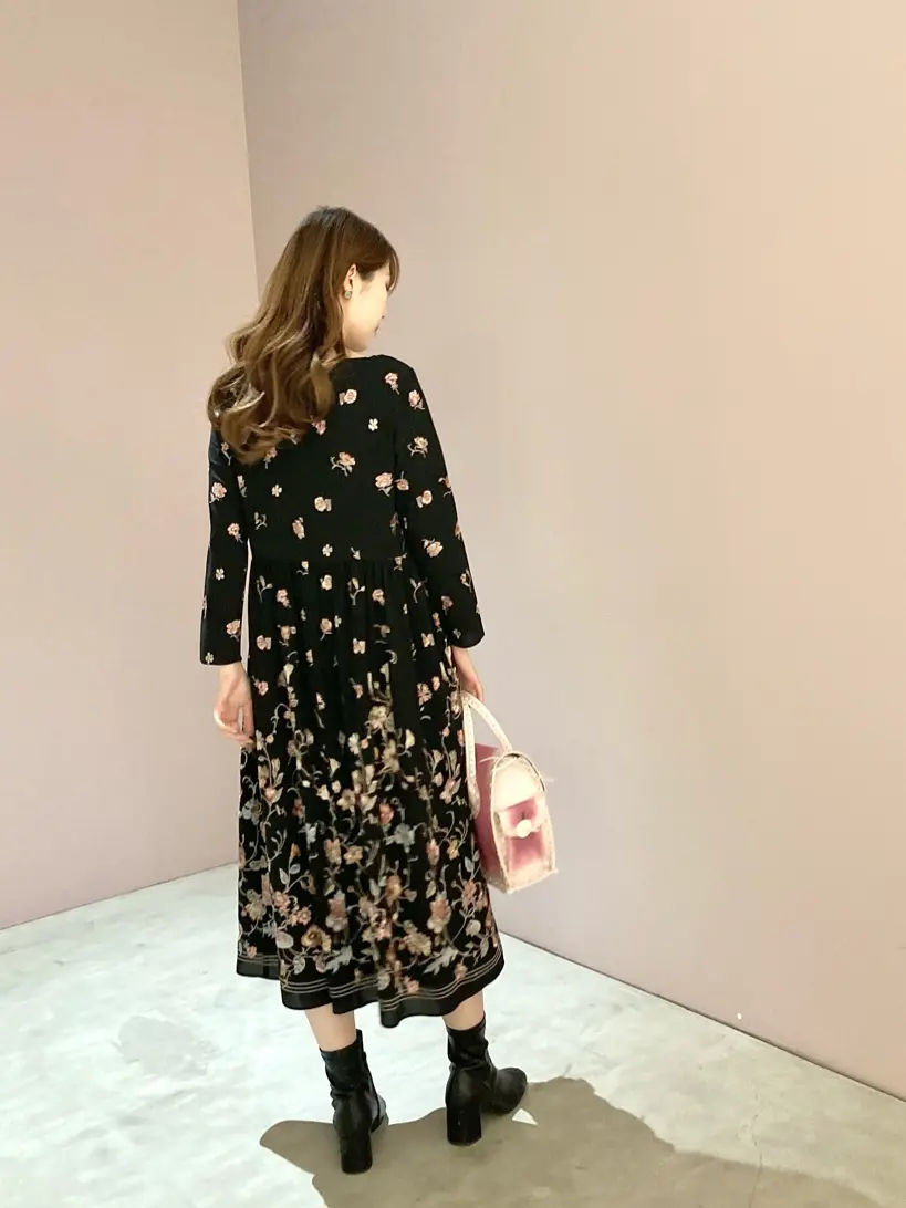 ORIGINATED IN GRACE CONTINENTAL Sengoku コーディネート画像