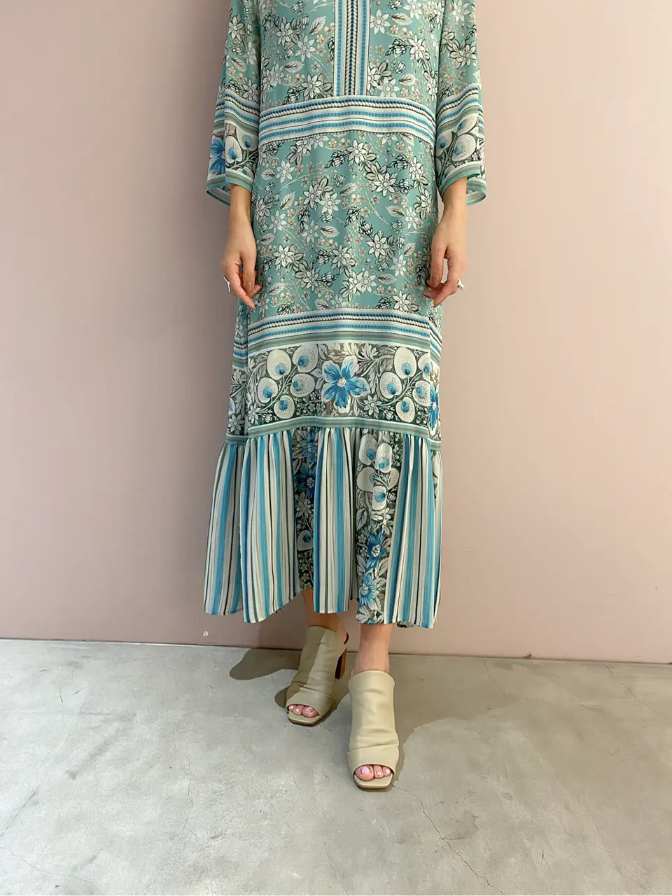 ORIGINATED IN GRACE CONTINENTAL yukimi yonee コーディネート画像