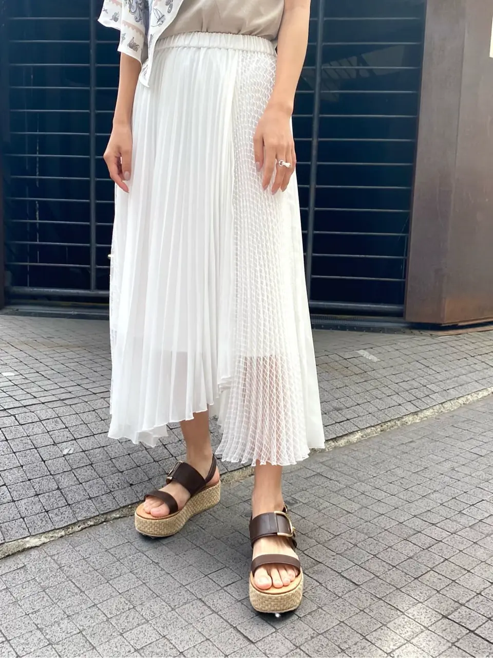 ORIGINATED IN GRACE CONTINENTAL yukimi yonee コーディネート画像