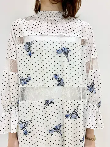 ORIGINATED IN GRACE CONTINENTAL eri コーディネート画像