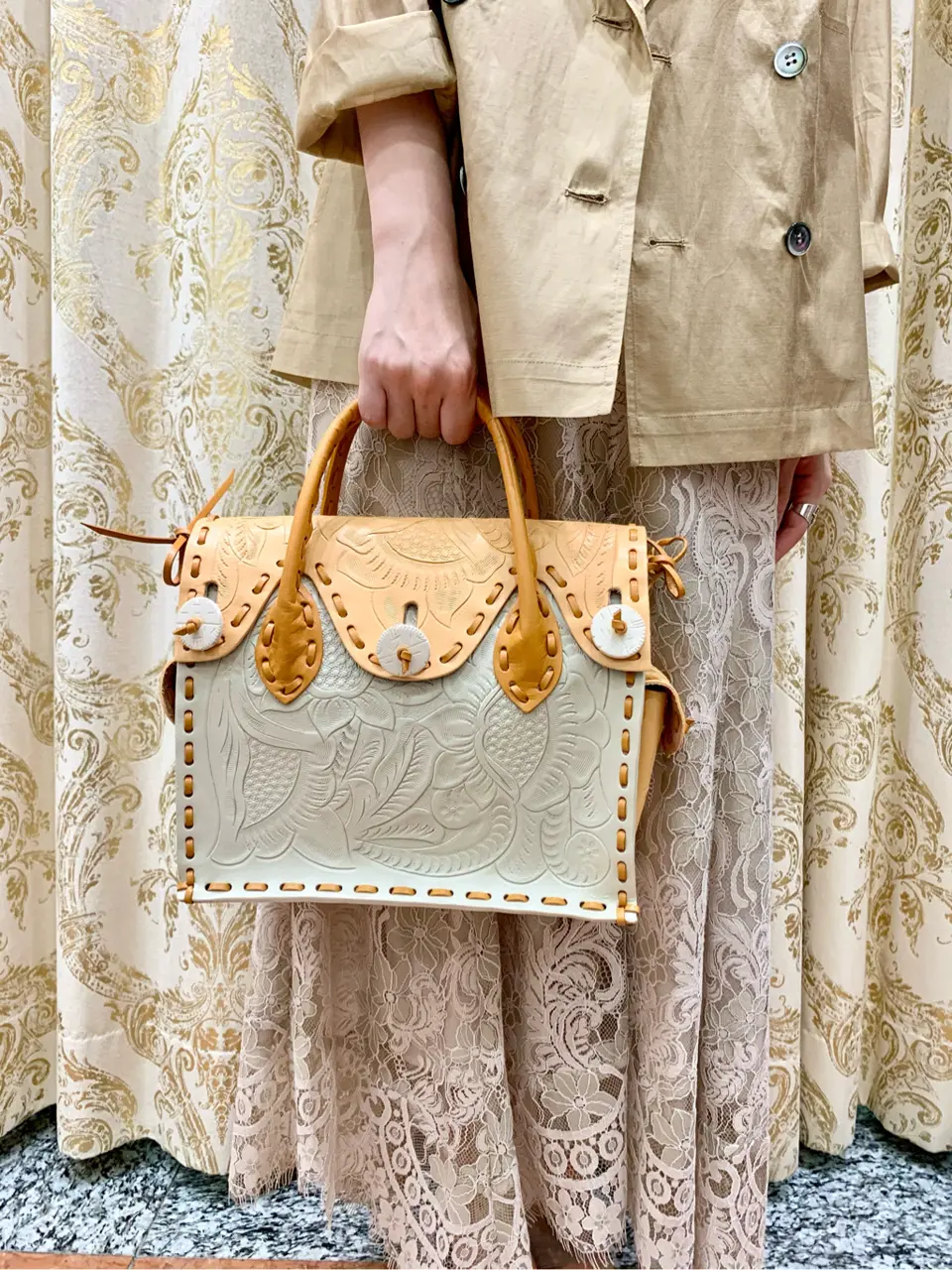 ORIGINATED IN GRACE CONTINENTAL eri コーディネート画像