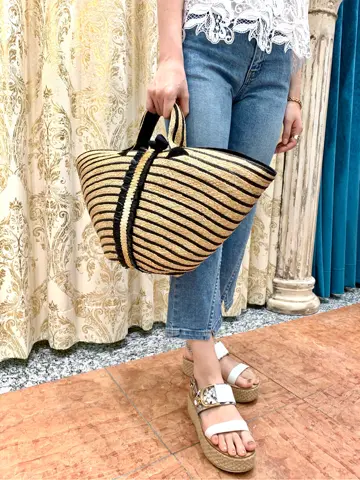 ORIGINATED IN GRACE CONTINENTAL eri コーディネート画像