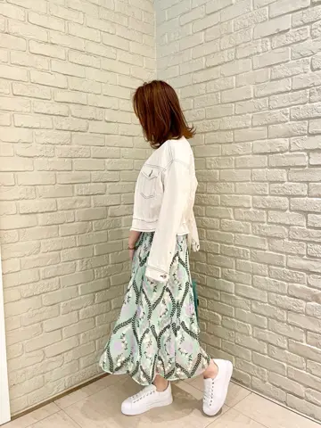 ORIGINATED IN GRACE CONTINENTAL eri コーディネート画像