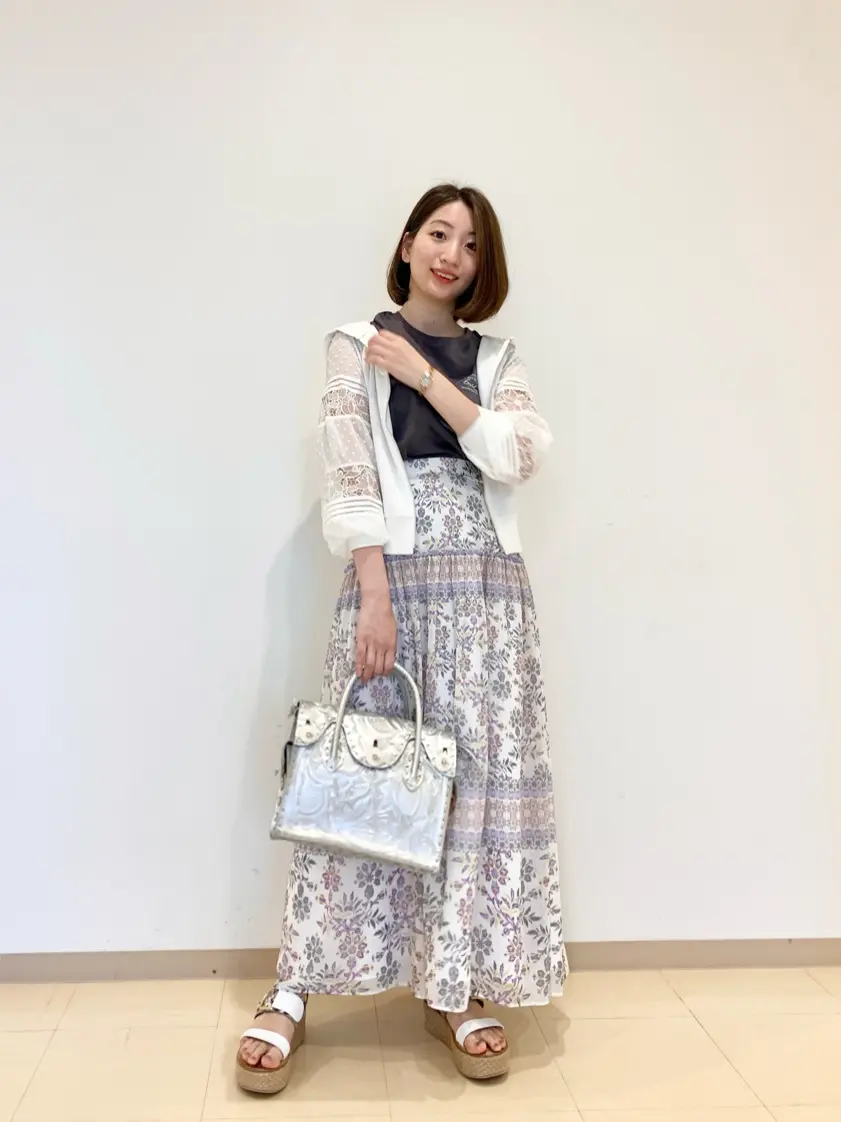 ORIGINATED IN GRACE CONTINENTAL eri コーディネート画像