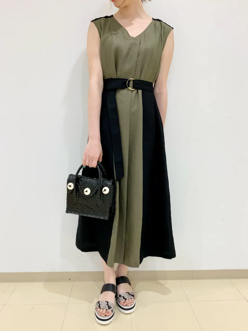 ORIGINATED IN GRACE CONTINENTAL eri コーディネート画像