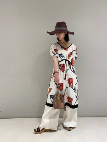 ORIGINATED IN GRACE CONTINENTAL yuri コーディネート画像