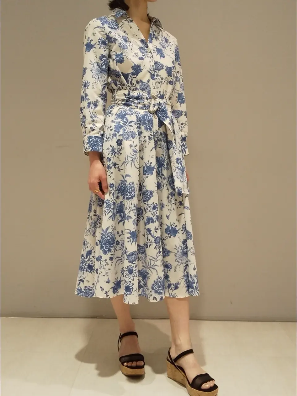 ORIGINATED IN GRACE CONTINENTAL yuri コーディネート画像