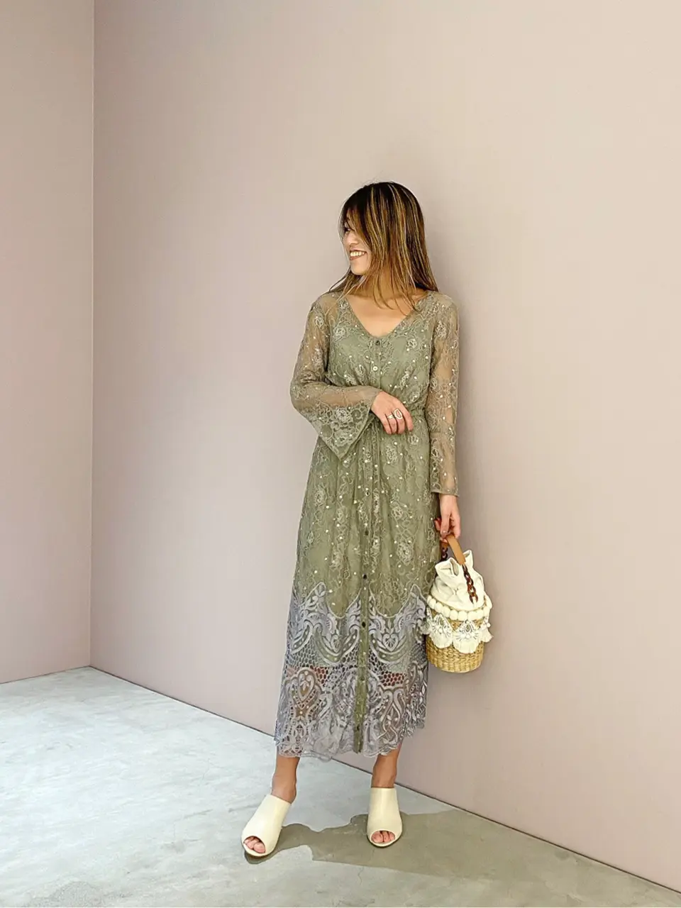 ORIGINATED IN GRACE CONTINENTAL yukimi yonee コーディネート画像