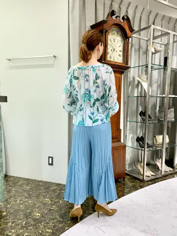 ORIGINATED IN GRACE CONTINENTAL eri コーディネート画像