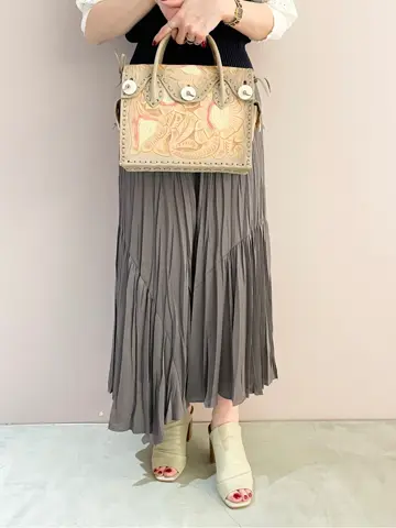 ORIGINATED IN GRACE CONTINENTAL Yuuki NOZAWA コーディネート画像