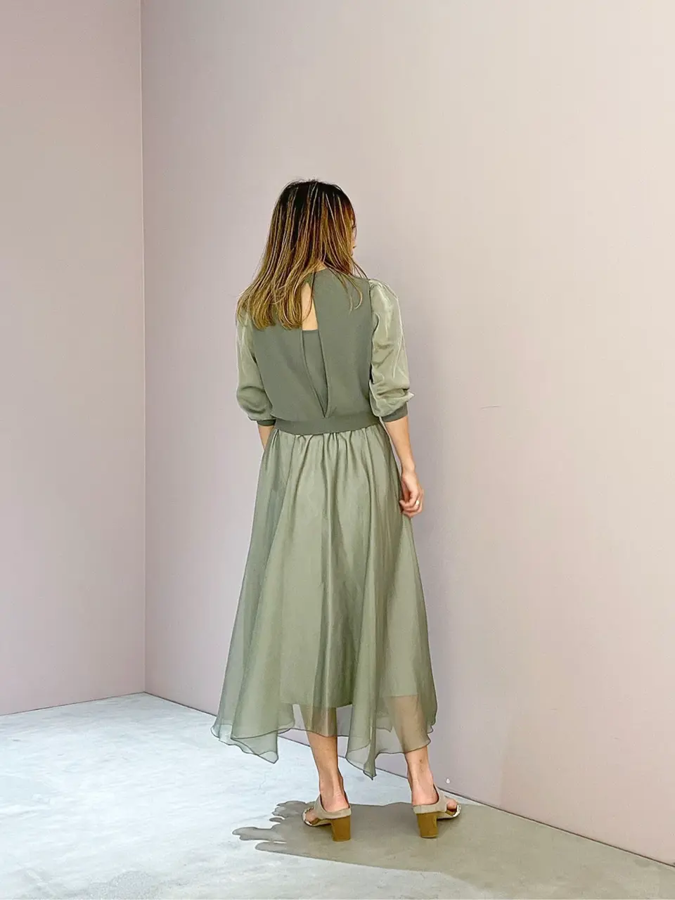 ORIGINATED IN GRACE CONTINENTAL yukimi yonee コーディネート画像