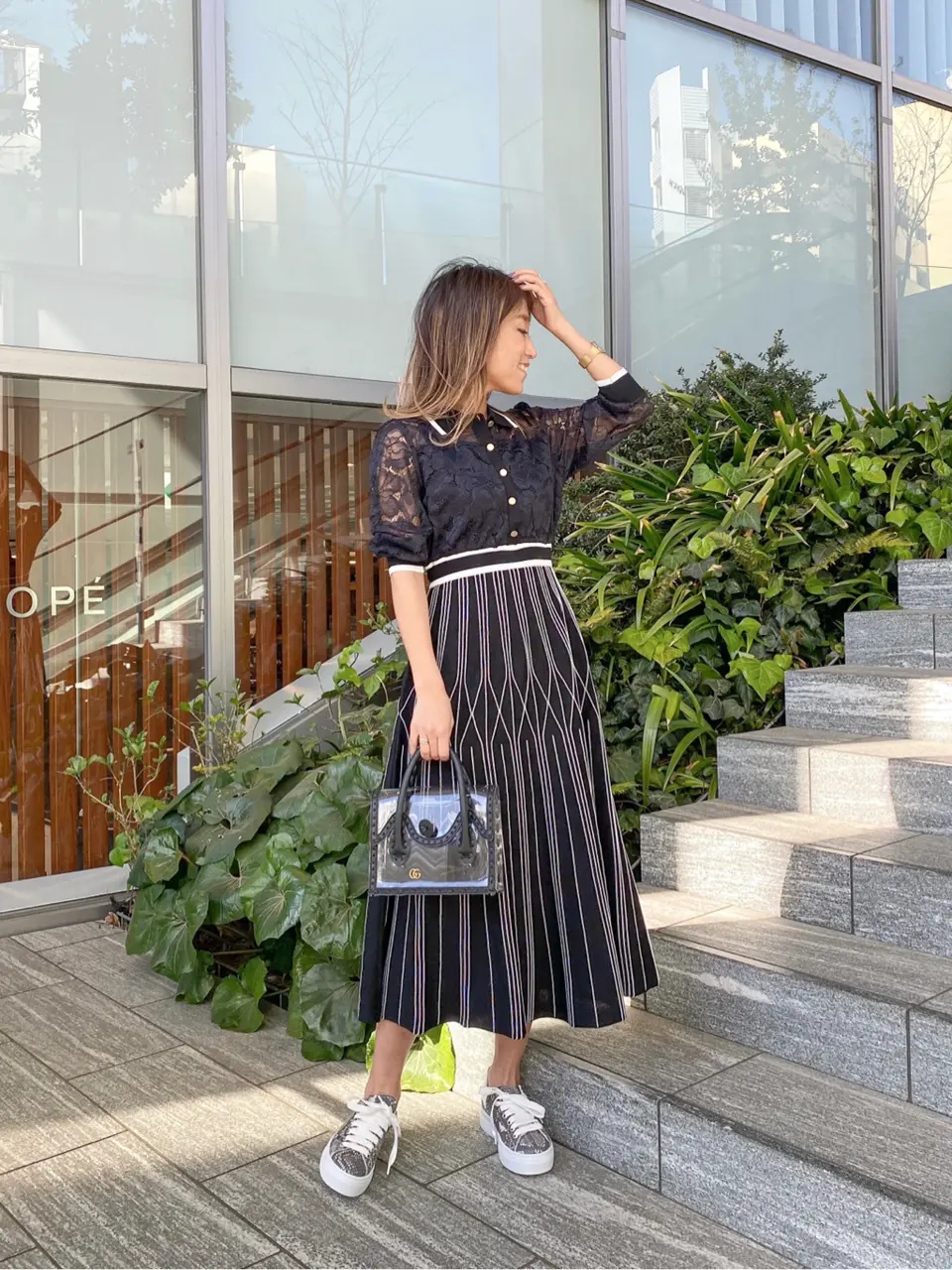 ORIGINATED IN GRACE CONTINENTAL yukimi yonee コーディネート画像