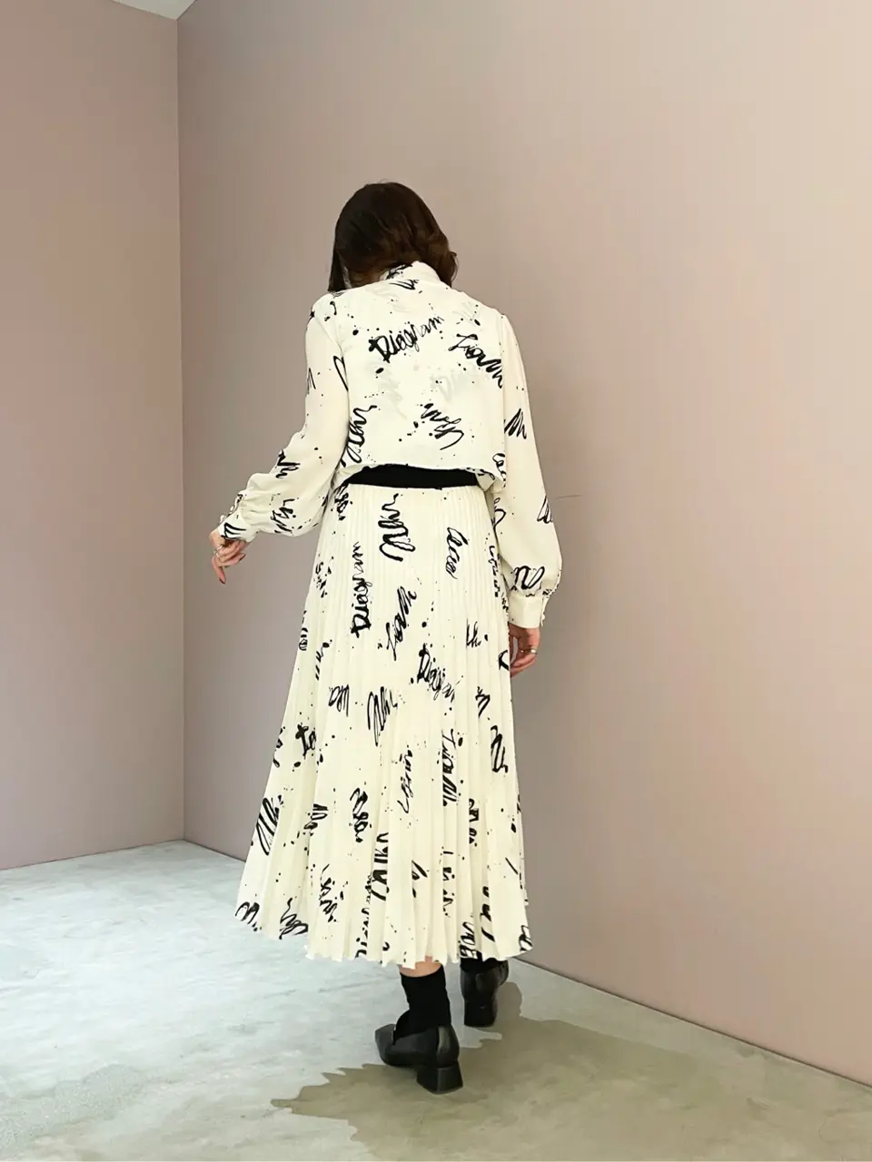 ORIGINATED IN GRACE CONTINENTAL Yuuki NOZAWA コーディネート画像