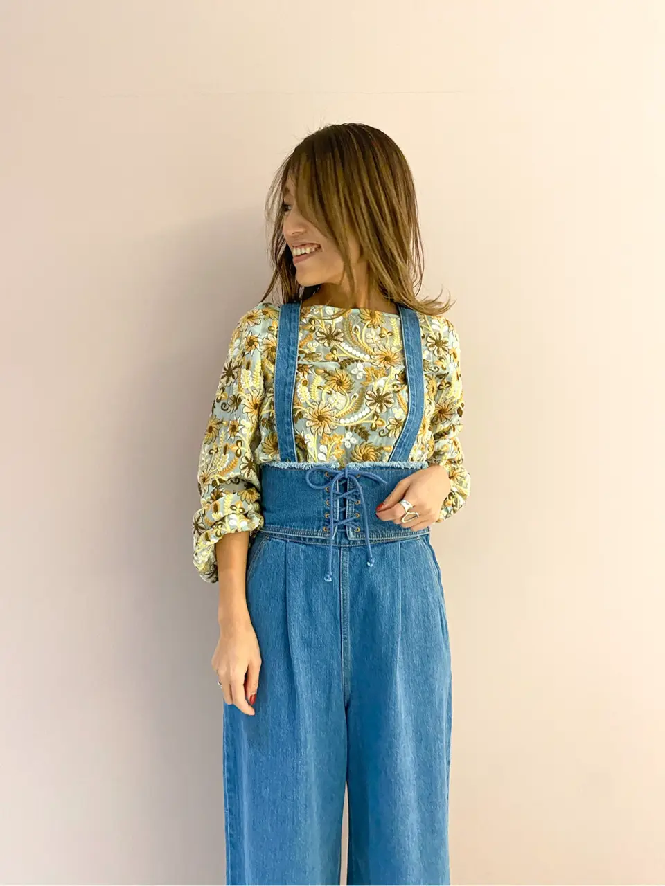 ORIGINATED IN GRACE CONTINENTAL yukimi yonee コーディネート画像