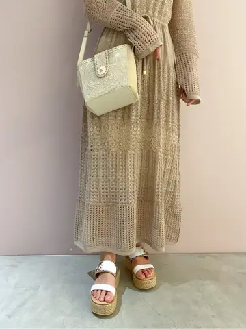 ORIGINATED IN GRACE CONTINENTAL yukimi yonee コーディネート画像