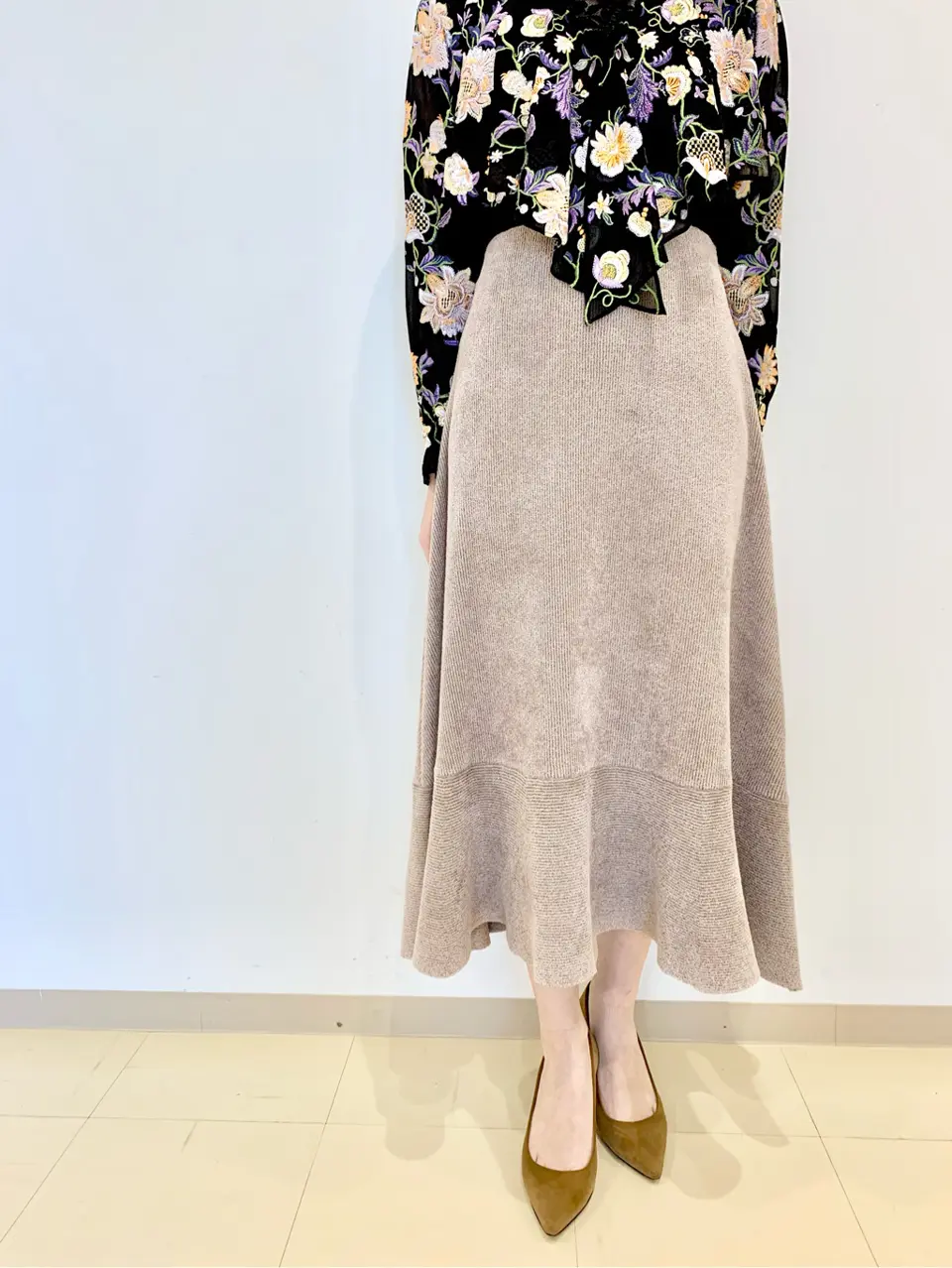 ORIGINATED IN GRACE CONTINENTAL eri コーディネート画像