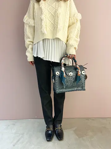 ORIGINATED IN GRACE CONTINENTAL yukimi yonee コーディネート画像