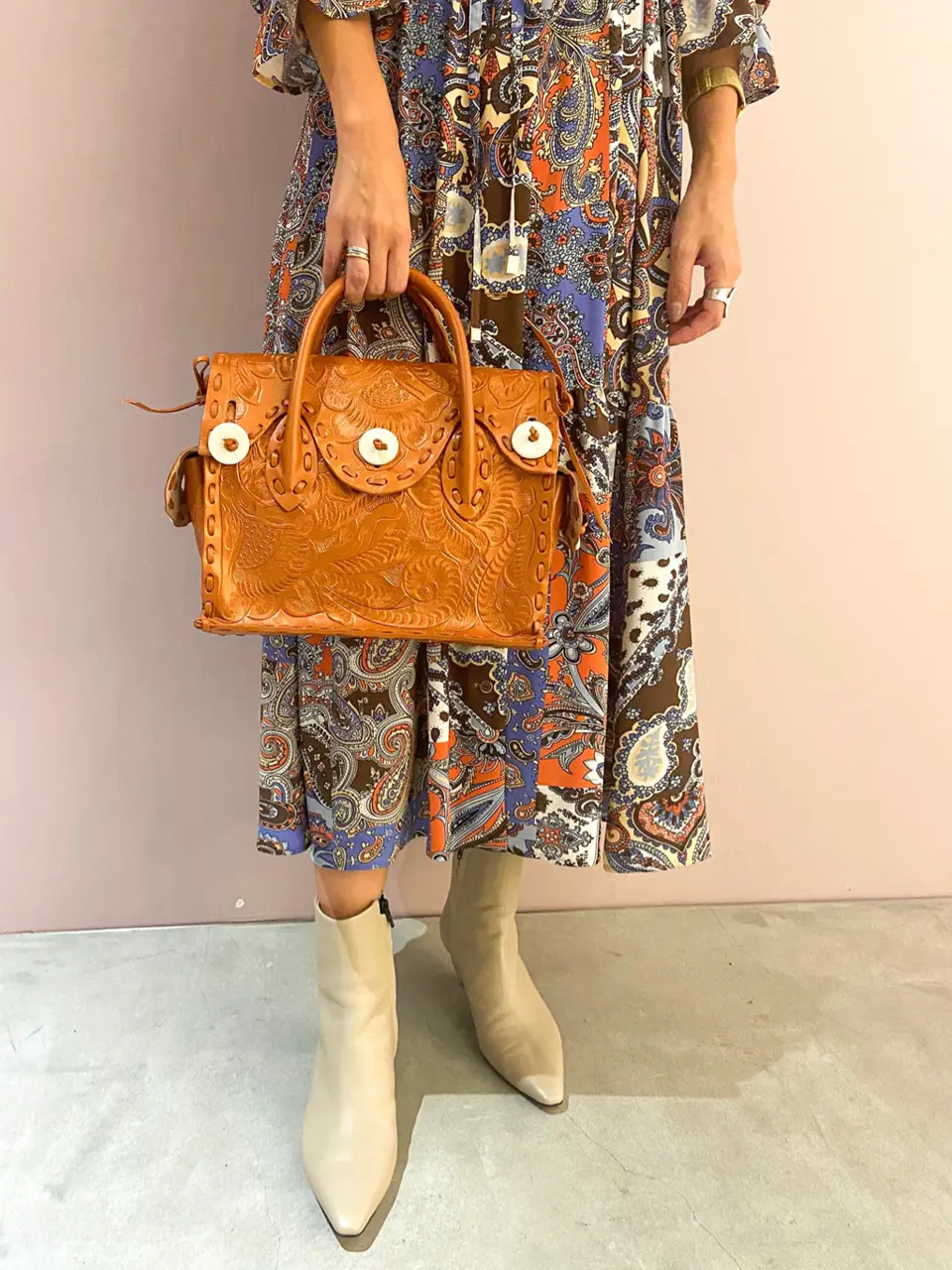 ORIGINATED IN GRACE CONTINENTAL yukimi yonee コーディネート画像