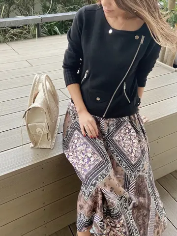 ORIGINATED IN GRACE CONTINENTAL yukimi yonee コーディネート画像