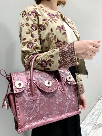 ORIGINATED IN GRACE CONTINENTAL eri コーディネート画像