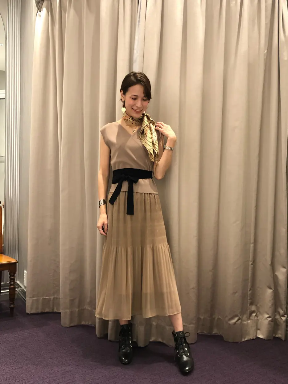 ORIGINATED IN GRACE CONTINENTAL 亀田 未希 コーディネート画像