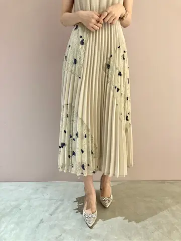 ORIGINATED IN GRACE CONTINENTAL Sengoku コーディネート画像