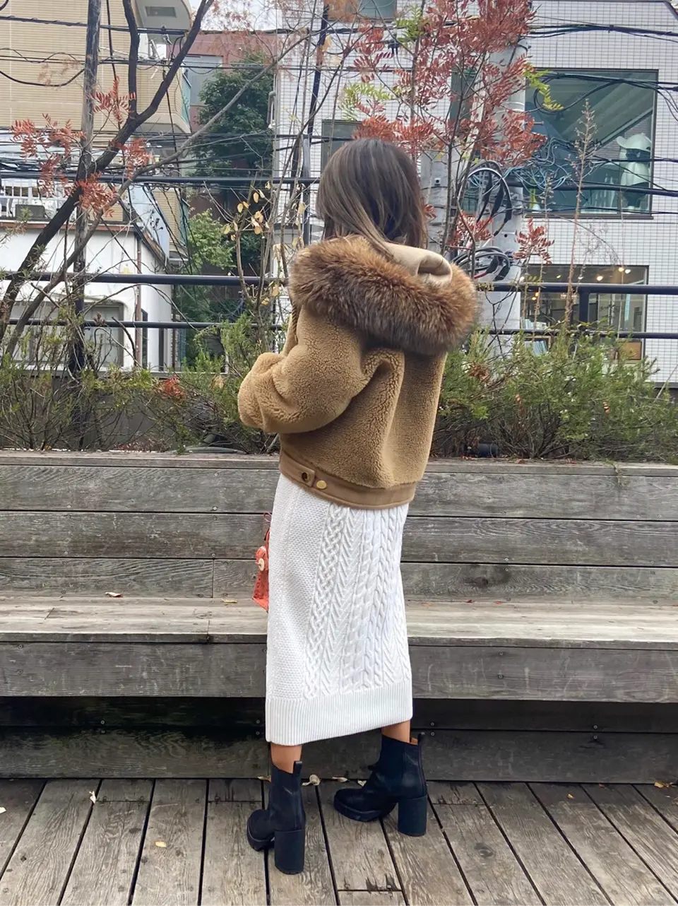 ORIGINATED IN GRACE CONTINENTAL yukimi yonee コーディネート画像