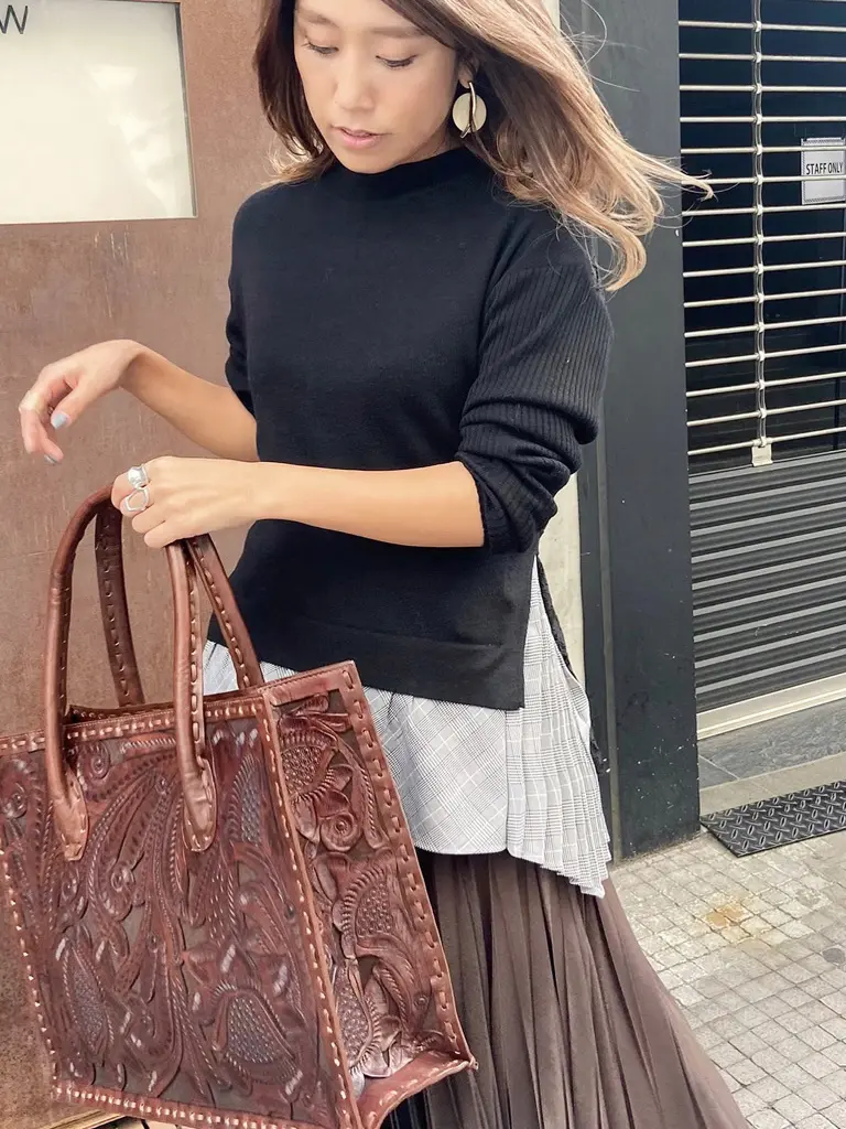 ORIGINATED IN GRACE CONTINENTAL yukimi yonee コーディネート画像