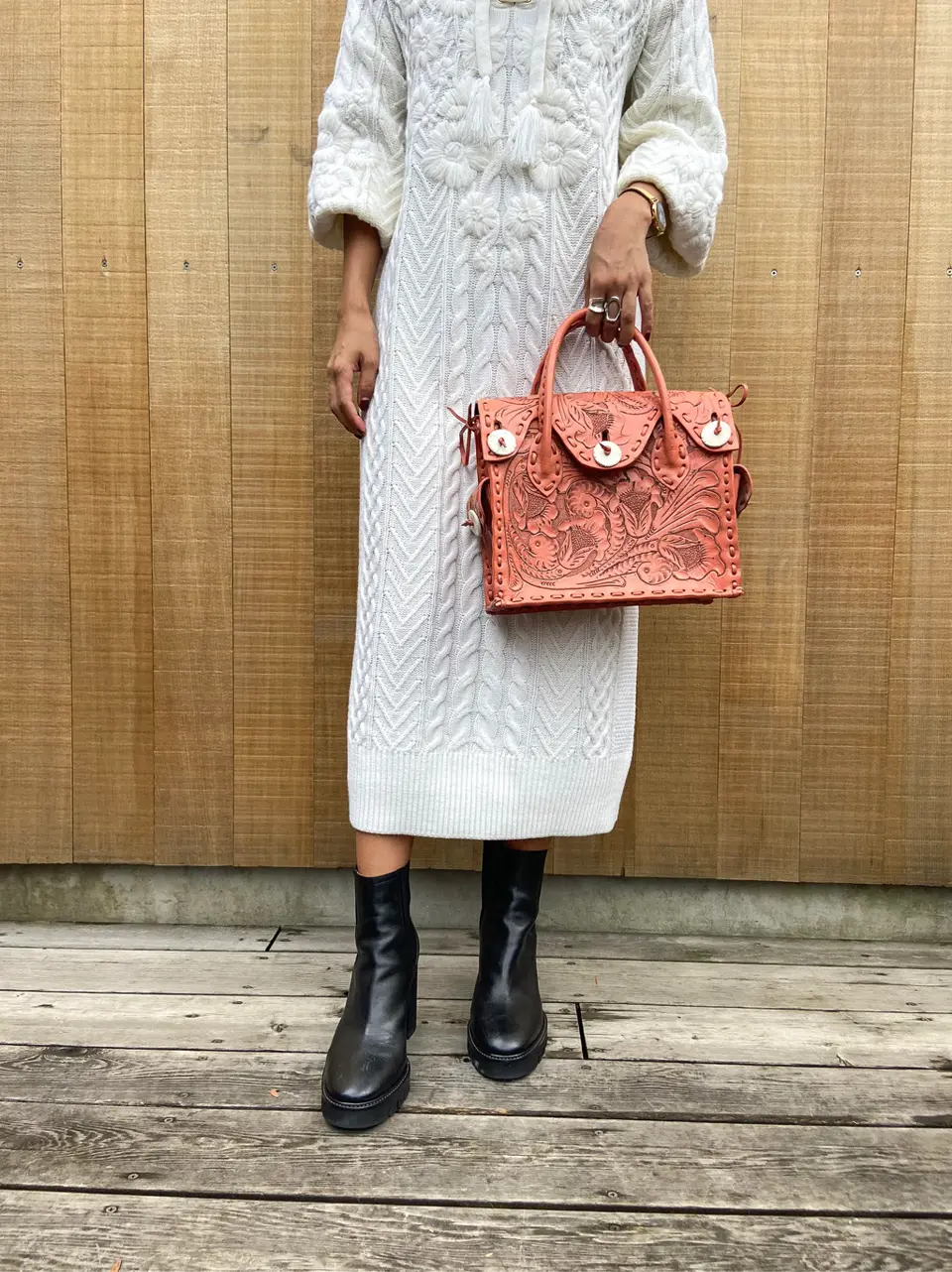 ORIGINATED IN GRACE CONTINENTAL yukimi yonee コーディネート画像