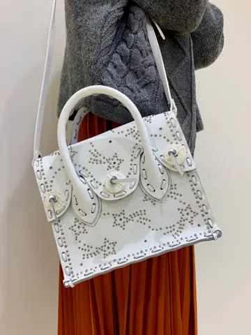 ORIGINATED IN GRACE CONTINENTAL eri コーディネート画像