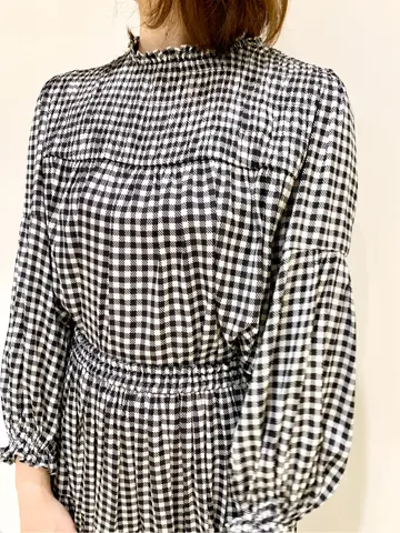 ORIGINATED IN GRACE CONTINENTAL eri コーディネート画像