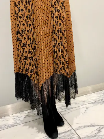 ORIGINATED IN GRACE CONTINENTAL eri コーディネート画像