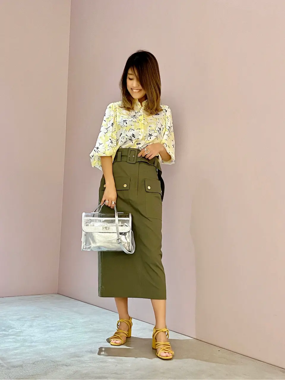 ORIGINATED IN GRACE CONTINENTAL yukimi yonee コーディネート画像