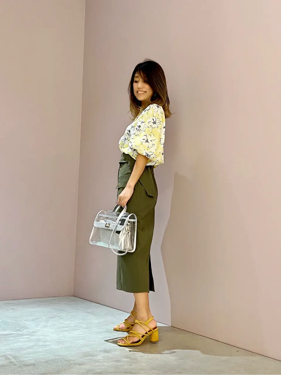 ORIGINATED IN GRACE CONTINENTAL yukimi yonee コーディネート画像