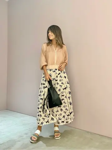 ORIGINATED IN GRACE CONTINENTAL yukimi yonee コーディネート画像