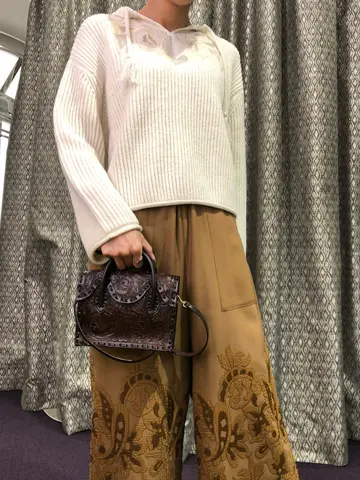 ORIGINATED IN GRACE CONTINENTAL 亀田 未希 コーディネート画像